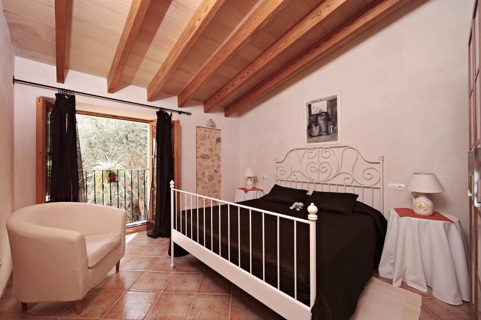 בית הארחה בוניולה 	Agroturisme Finca Sa Maniga מראה חיצוני תמונה